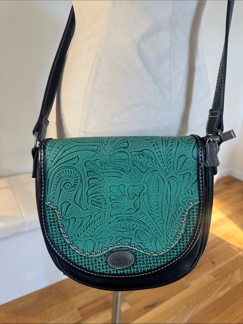 Trinity Ranch Crossbody Bag - Picture 2 of 10